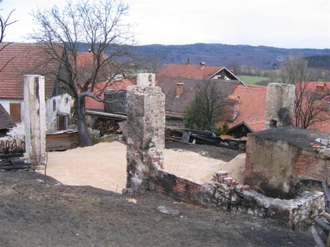 Požar kozolca 12.3.2009 Foto: PGD Postojna, Gantar S., Matičič T. – fotografija 25