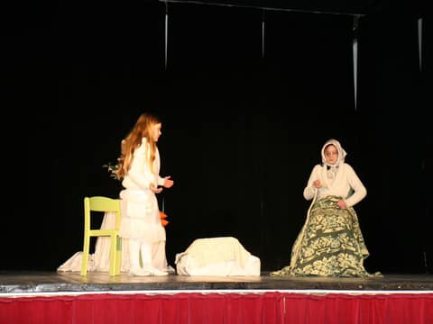 Je zima gospa ali gospodična? (2012) – fotografija 7